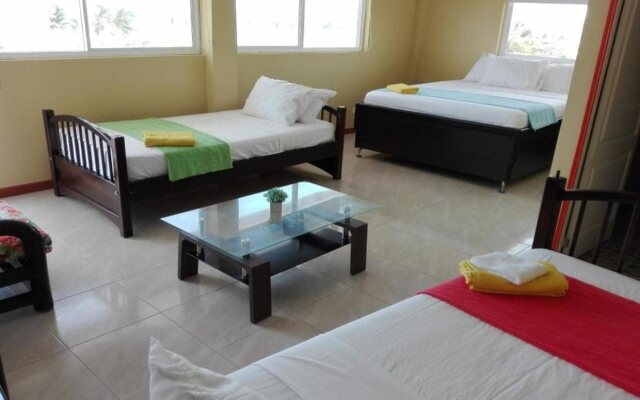 Victoria's Gennie Bay Village Hostal