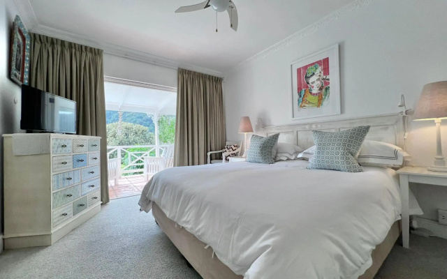 4211 River Club