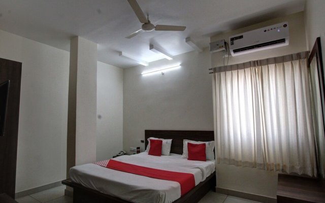 Kruthika Comforts By OYO Rooms