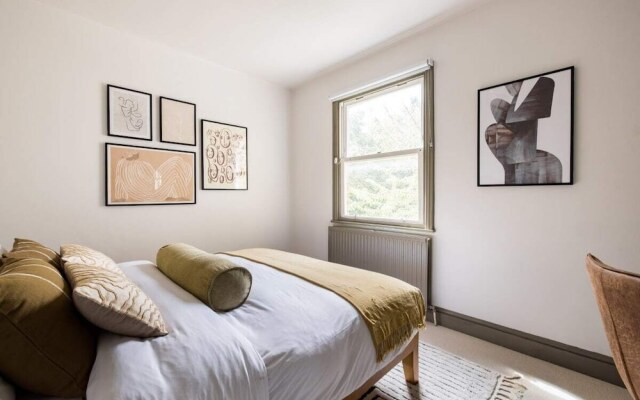 The Kensington And Chelsea Classic - Glamorous 2bdr Flat