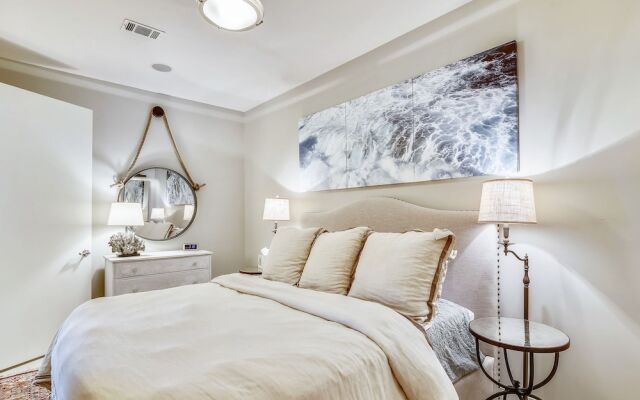 Diamond Beach 706-crown Jewel