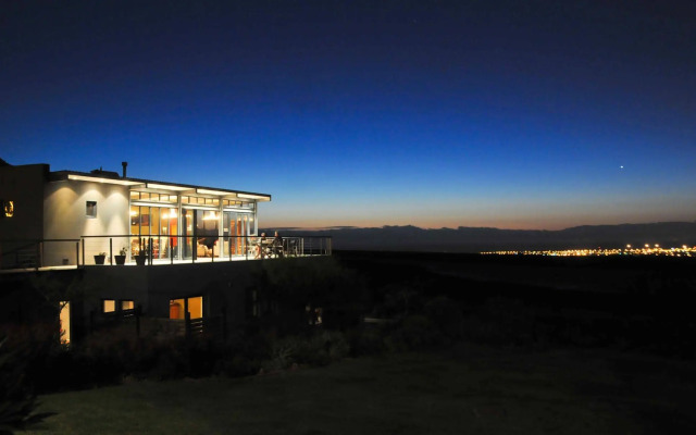 Colourful Manor Luxury Lodge