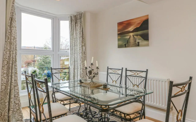 Park Road Apartment