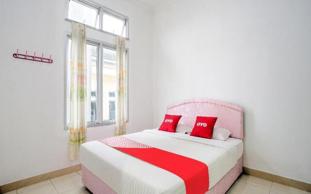 OYO 3241 Grand Suites Palace 4