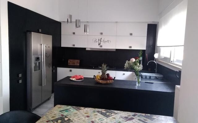 Sea View Maisonette in Chania