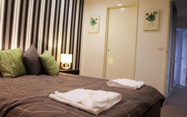 Tranquil, Relaxing Forrest Style Apartment - Braddon CBD