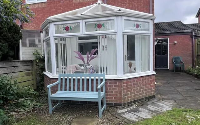 Stockton-on-tees - 2 Beds - Pet Friendly - Parking