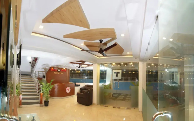 Gateway Airport Hotel