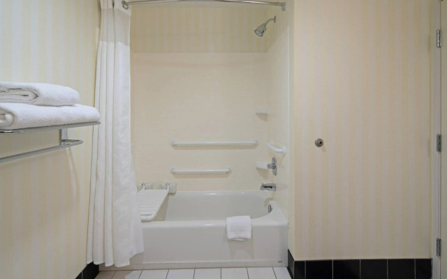 Fairfield Inn & Suites Seattle Bremerton