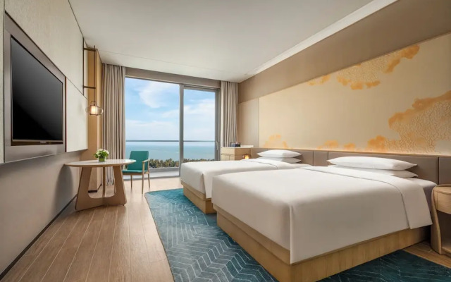 HUALUXE Resort Beihai Silver Beach by IHG