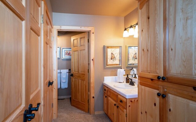 North Shore - Carnelian Charm