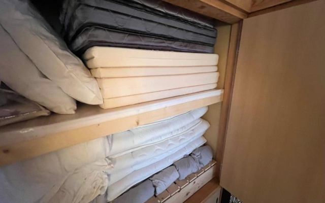 民泊 47ハウス - 家族でも楽しめる温泉付き一軒家 – Guest Rooms – Shiraoi