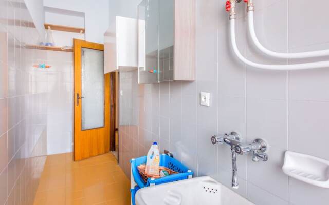 Lovely Holiday Home in Catania near Sea