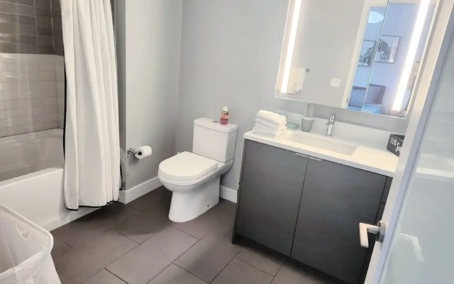 StaysPro - Hollywood Homes Minutes to Everything