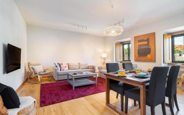 WHome Ajuda 31 Premium w/ Elevator & Parking