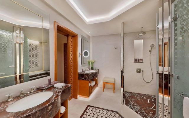 Al Bustan Palace, a Ritz-Carlton Hotel