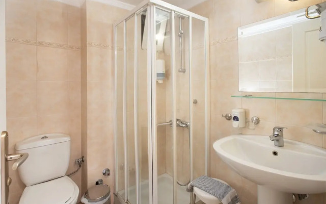 Pantheon City Hotel