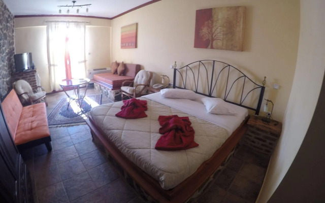 Loggas Hotel
