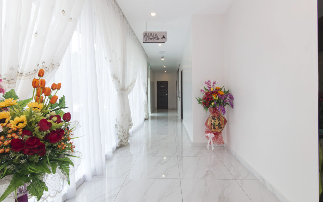 B&L Hotel by Oyo Rooms