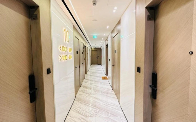 OYO 1287 Home Fully Furnished 1Bed At JVC