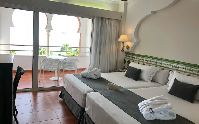 Playacalida Hotel