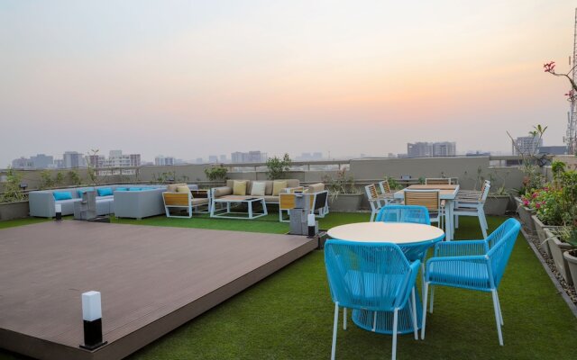 Ebony Residency