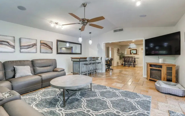 Game Room & Pool: Pet-friendly Home in Scottsdale