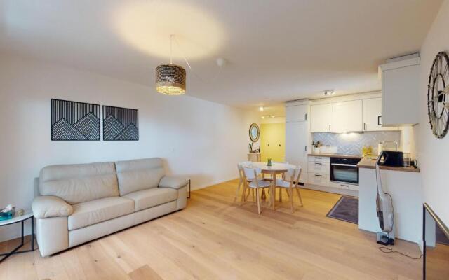 Contemporary and cosy 2 bedroom apartment