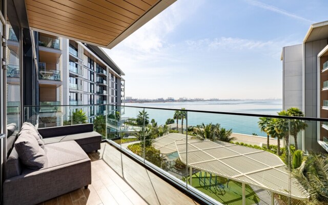 DHH Bluewater Island Building 2 Sea View