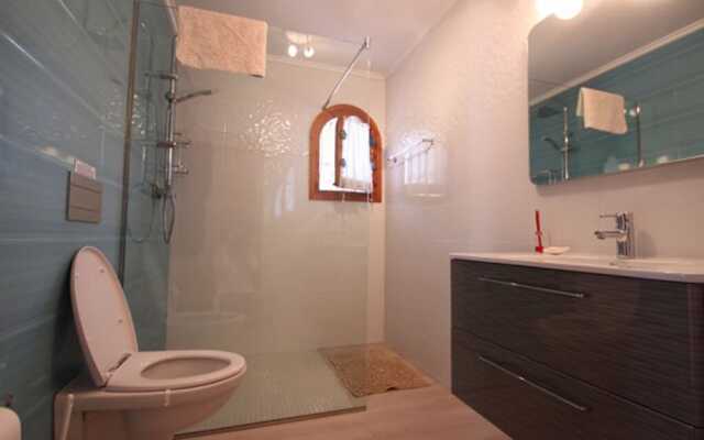 Beaulieu - holiday home with private swimming pool in Moraira