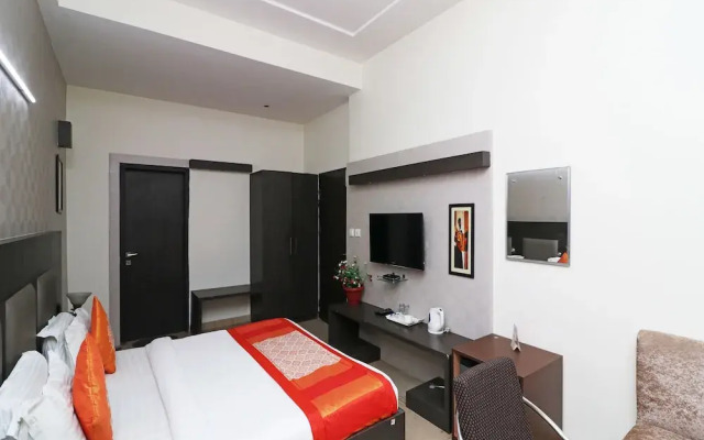 Oyo 3396 Hotel Parichay