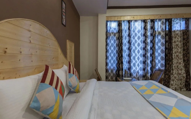 OYO Home 19573 Lush View Stay