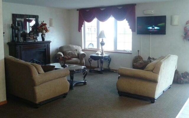 Lincoln Host Motor Inn