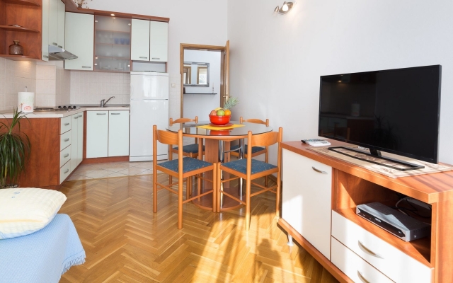 Apartment Suzi - beautiful view and cosy: A2 Baska Voda, Riviera Makarska