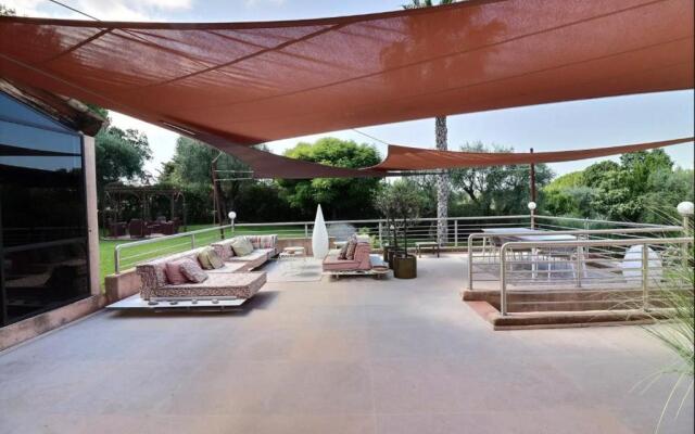 Serene Luxurious Hillside Villa Near Cannes