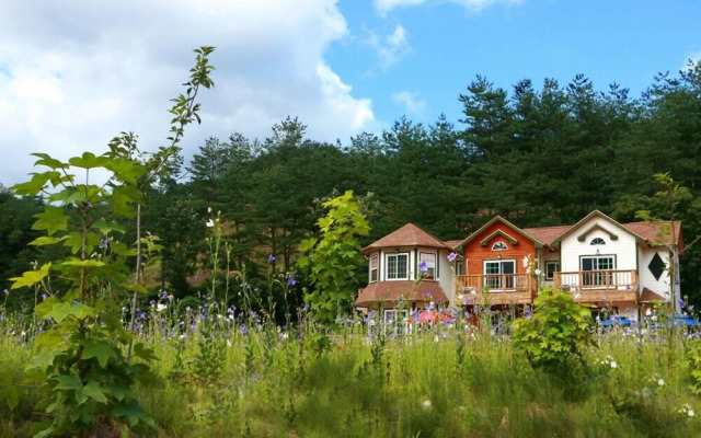 Pension Yangyang Dabit