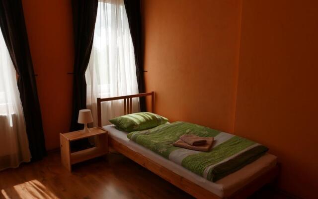 Reusa Apartments