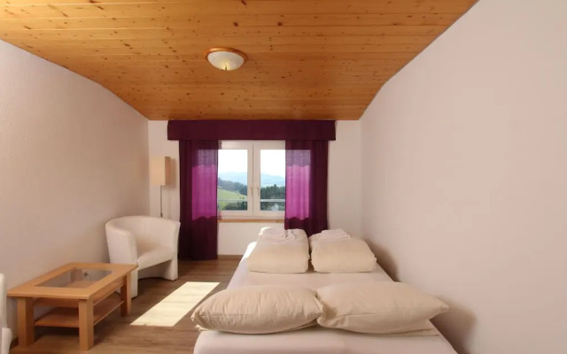 Hotel Löwen  by Mastiff