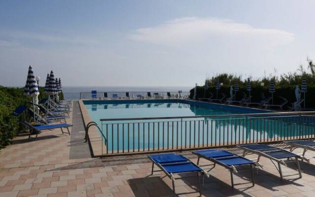 Hotel Villaggio Baia d'Argento