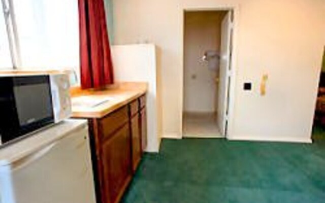 Travel Inn La Junta