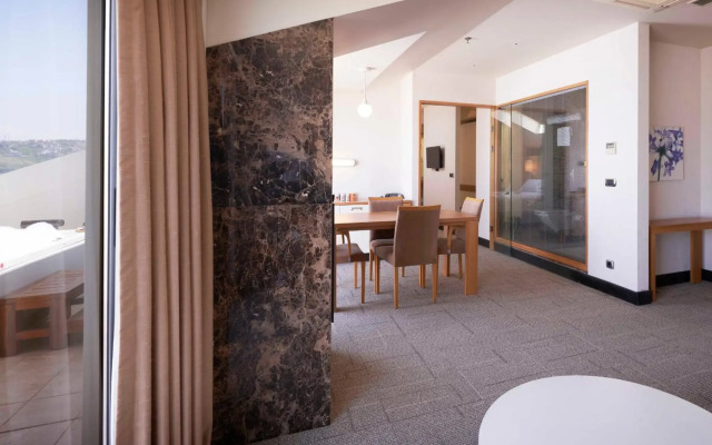 Richmond Nua Wellness -Spa - Adults Only