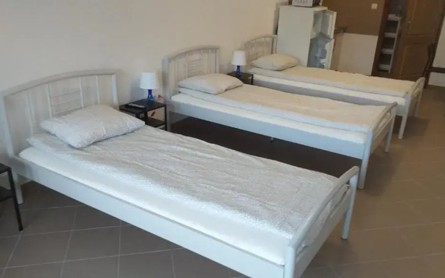 M0 Motel Taksony