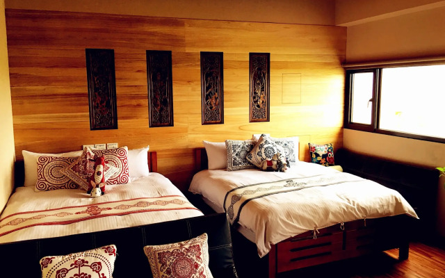 Qi Hua Zhen Ju Homestay