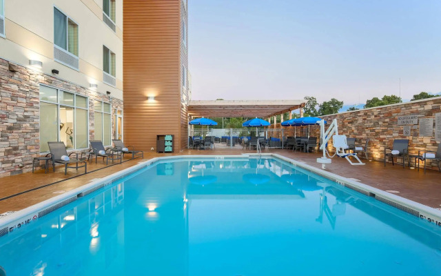 Fairfield Inn & Suites by Marriott Alexandria