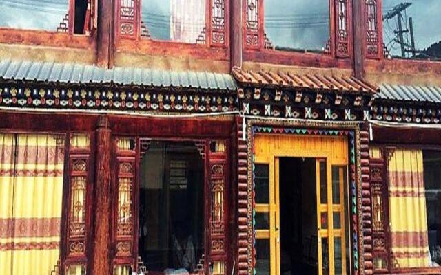 香格里拉藏民居客栈