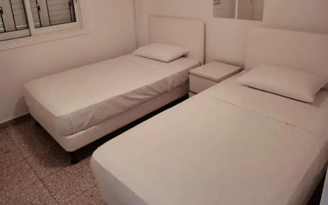 21 KAP - Frederick Penthouse