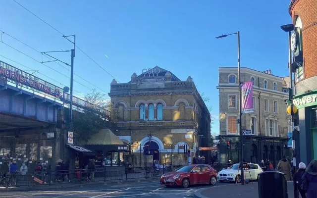 Hackney E5 - Perfect for Couples Getaway
