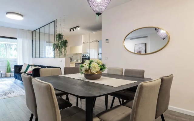 King David Court - Isrentals