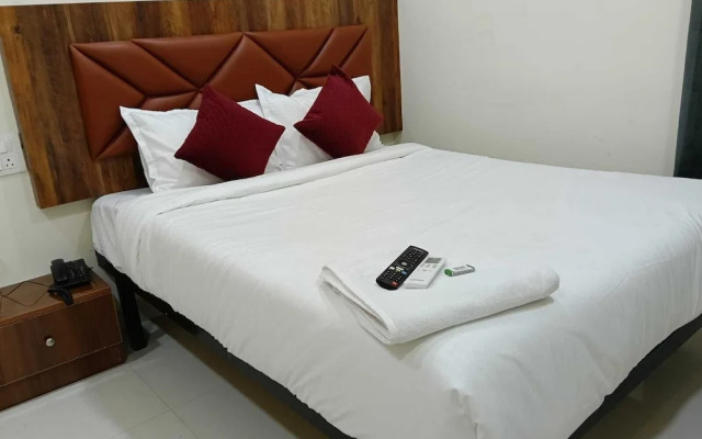 Hotel Navya Grand Luxury Rooms