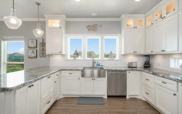 Sunkissed Castle 4 Bedroom Home